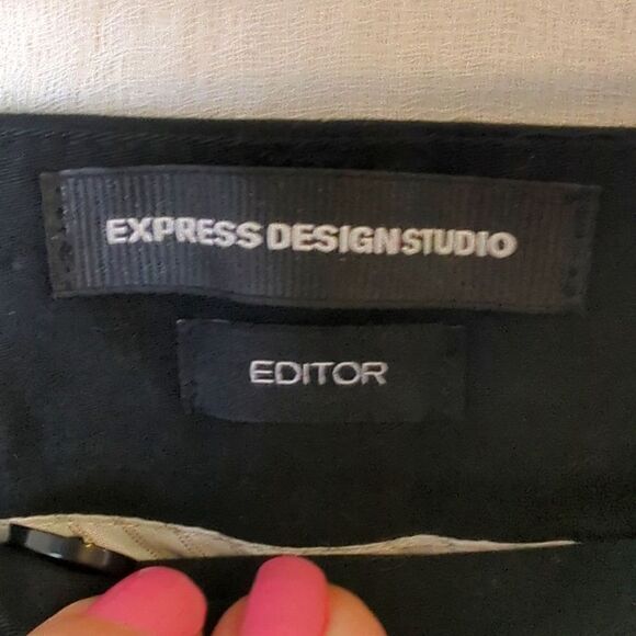 Express Design Studio Editor Shorts Black NWT Size 4 - Picture 2 of 8